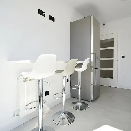 Precioso Piso De Diseno Con Piscina En Appartement